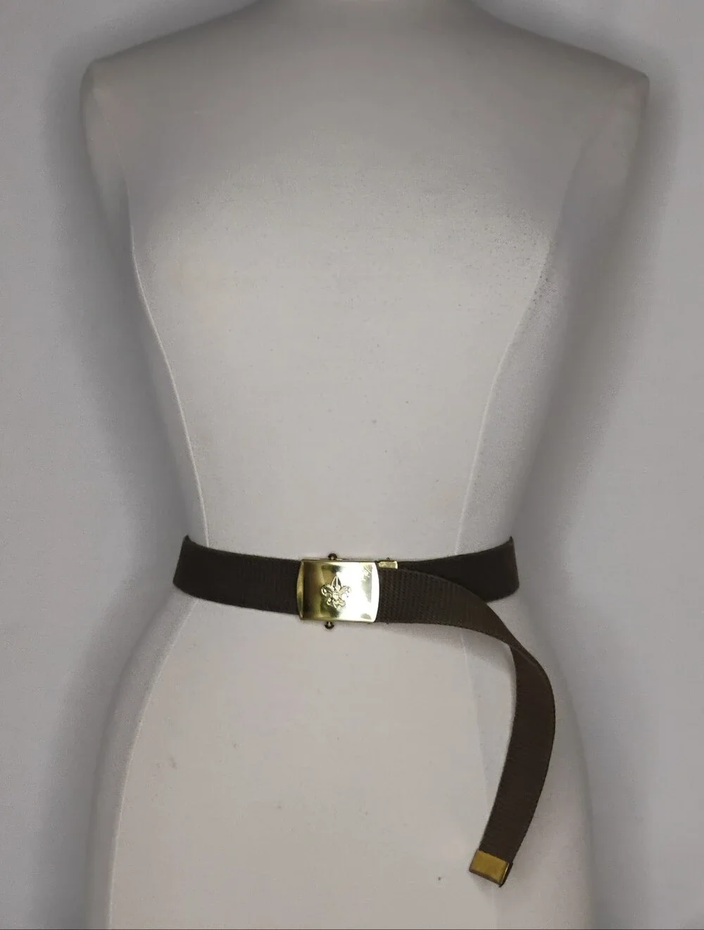 Vintage 70s 80s Women's Brown Belt Brass Friction Buckle fleur-de-lis Boy Scouts